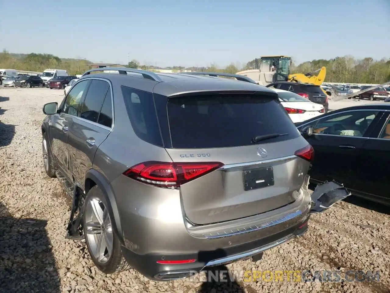 3 Photograph of a damaged car 4JGFB4JB3MA523357 MERCEDES-BENZ GLE-CLASS 2021