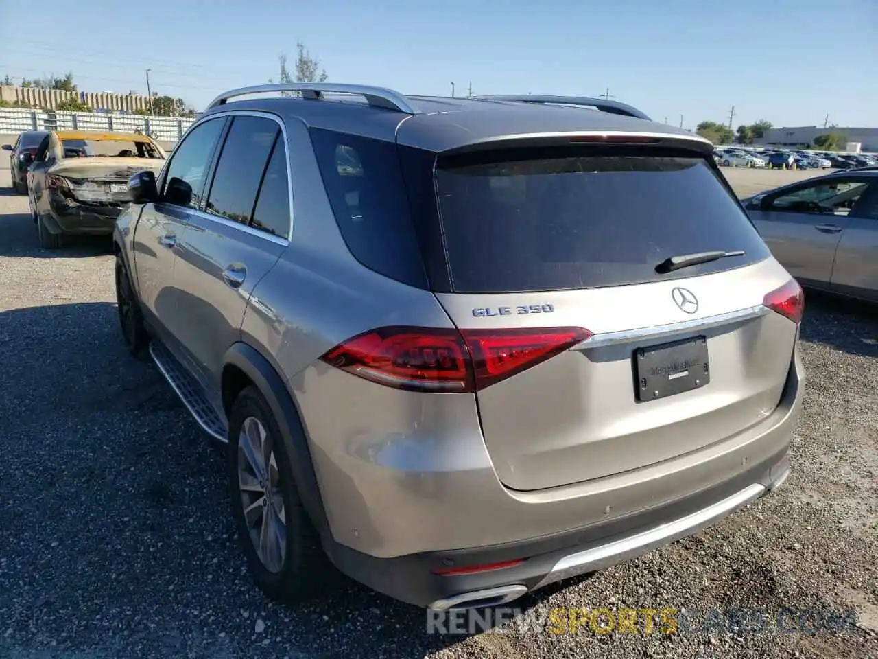 3 Photograph of a damaged car 4JGFB4JB5MA505331 MERCEDES-BENZ GLE-CLASS 2021