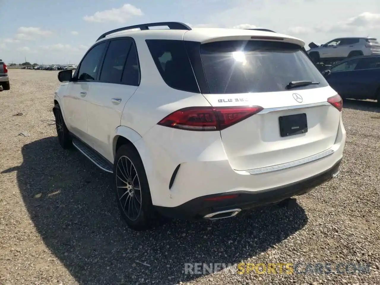 3 Photograph of a damaged car 4JGFB4JB5MA508522 MERCEDES-BENZ GLE-CLASS 2021