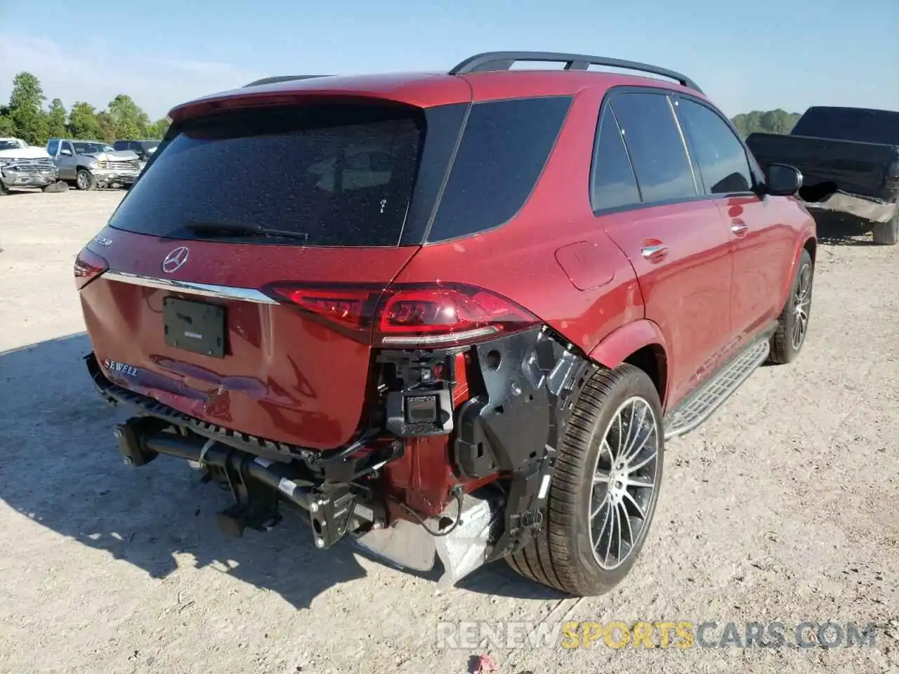 4 Photograph of a damaged car 4JGFB4JB5MA513767 MERCEDES-BENZ GLE-CLASS 2021