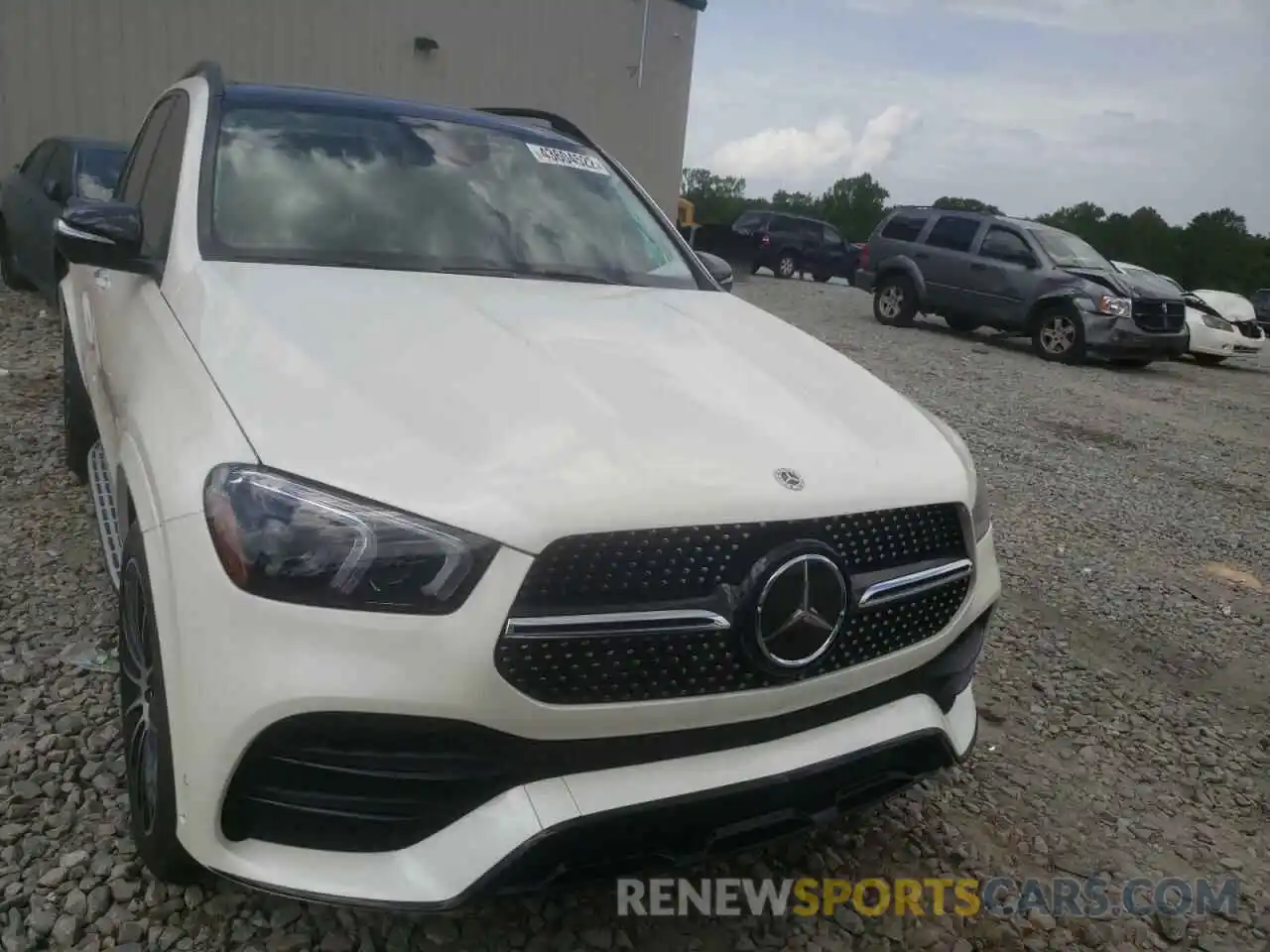 9 Photograph of a damaged car 4JGFB4JB5MA548101 MERCEDES-BENZ GLE-CLASS 2021