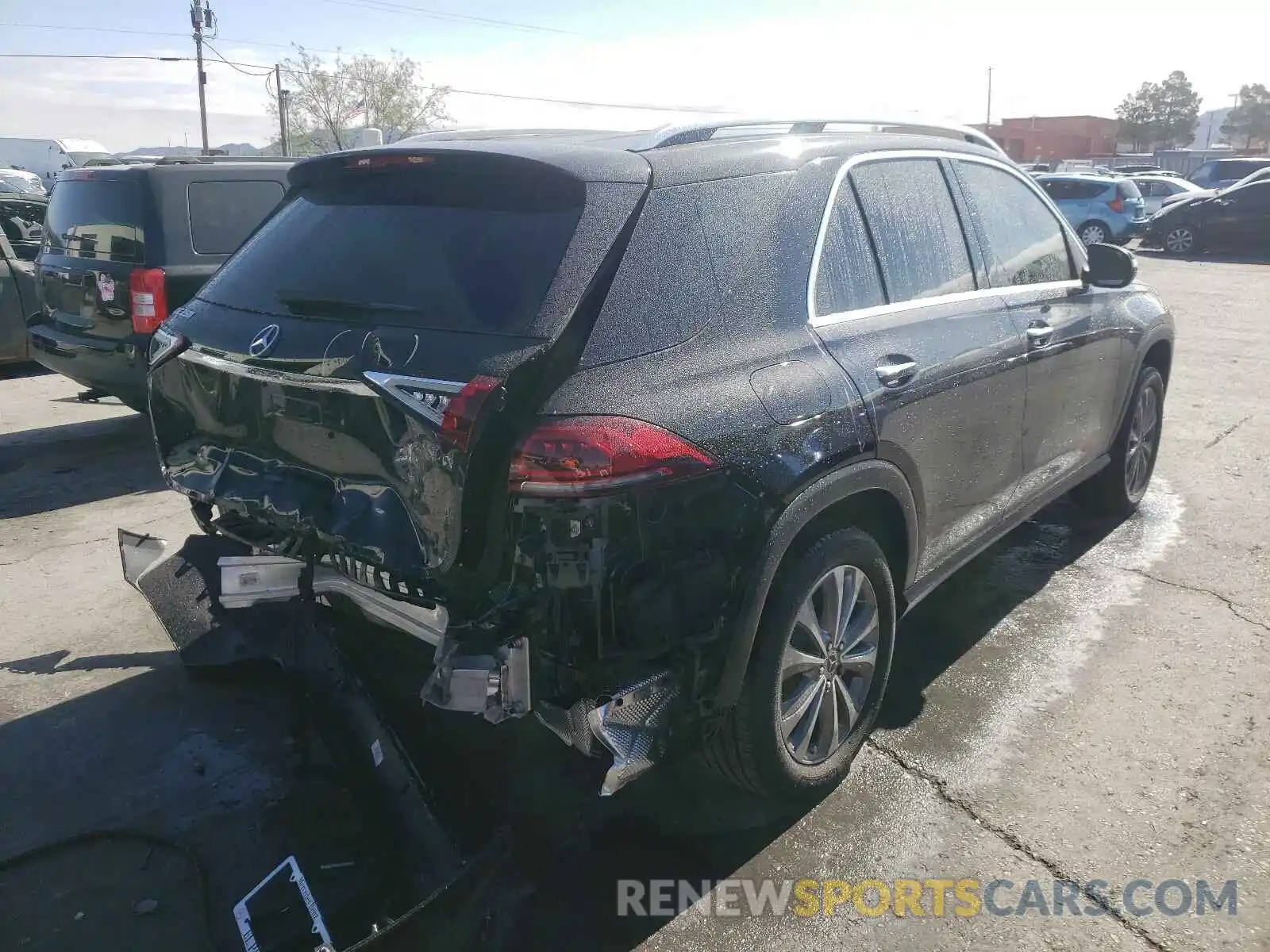 4 Photograph of a damaged car 4JGFB4JB6MA394661 MERCEDES-BENZ GLE-CLASS 2021