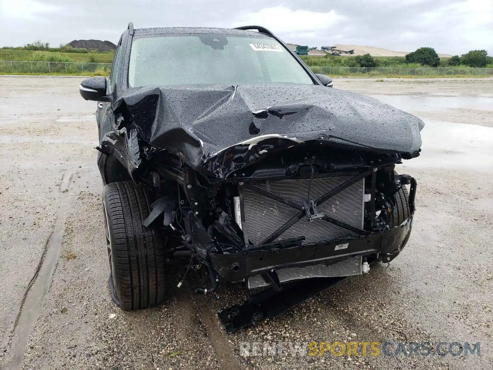 9 Photograph of a damaged car 4JGFB4JB8MA551736 MERCEDES-BENZ GLE-CLASS 2021