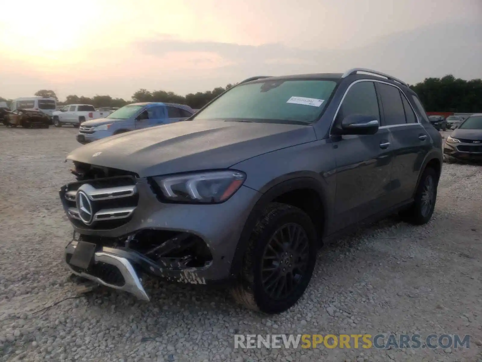 2 Photograph of a damaged car 4JGFB4JBXMA493256 MERCEDES-BENZ GLE-CLASS 2021