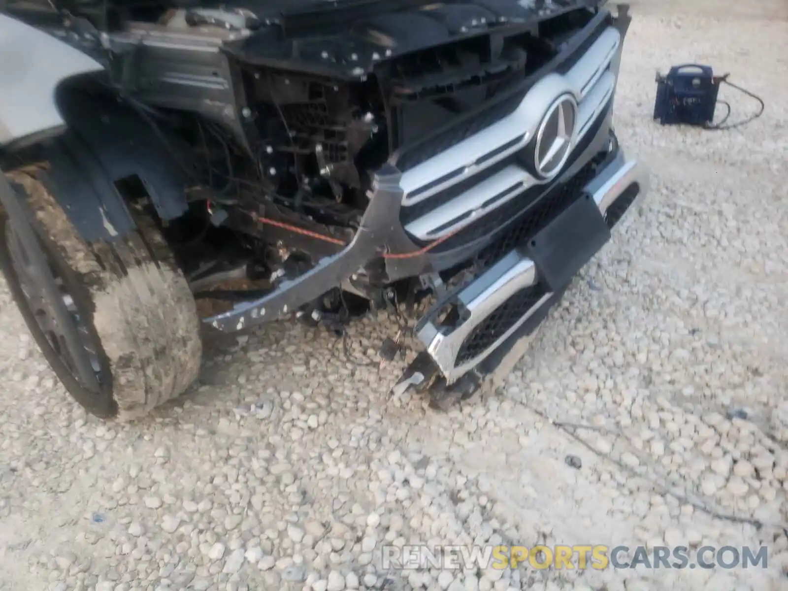 9 Photograph of a damaged car 4JGFB4JBXMA493256 MERCEDES-BENZ GLE-CLASS 2021