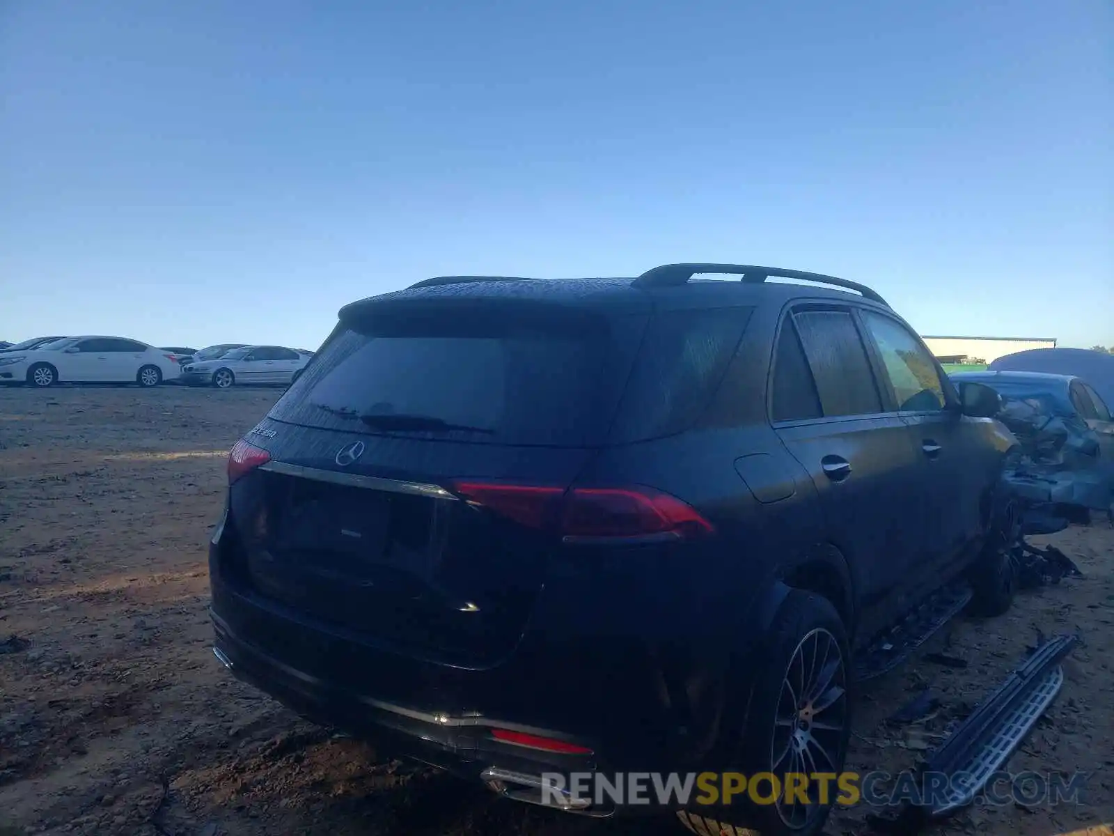 4 Photograph of a damaged car 4JGFB4JBXMA543816 MERCEDES-BENZ GLE-CLASS 2021