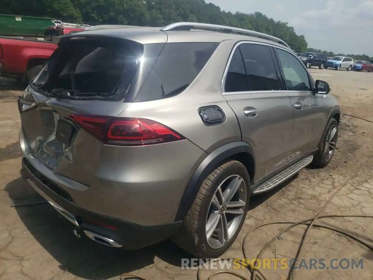 4 Photograph of a damaged car 4JGFB4JE3MA424791 MERCEDES-BENZ GLE-CLASS 2021