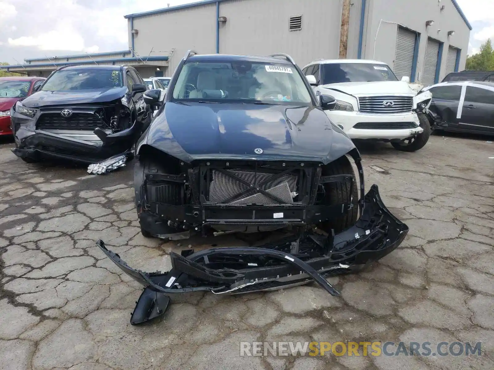 9 Photograph of a damaged car 4JGFB4JE8MA457530 MERCEDES-BENZ GLE-CLASS 2021