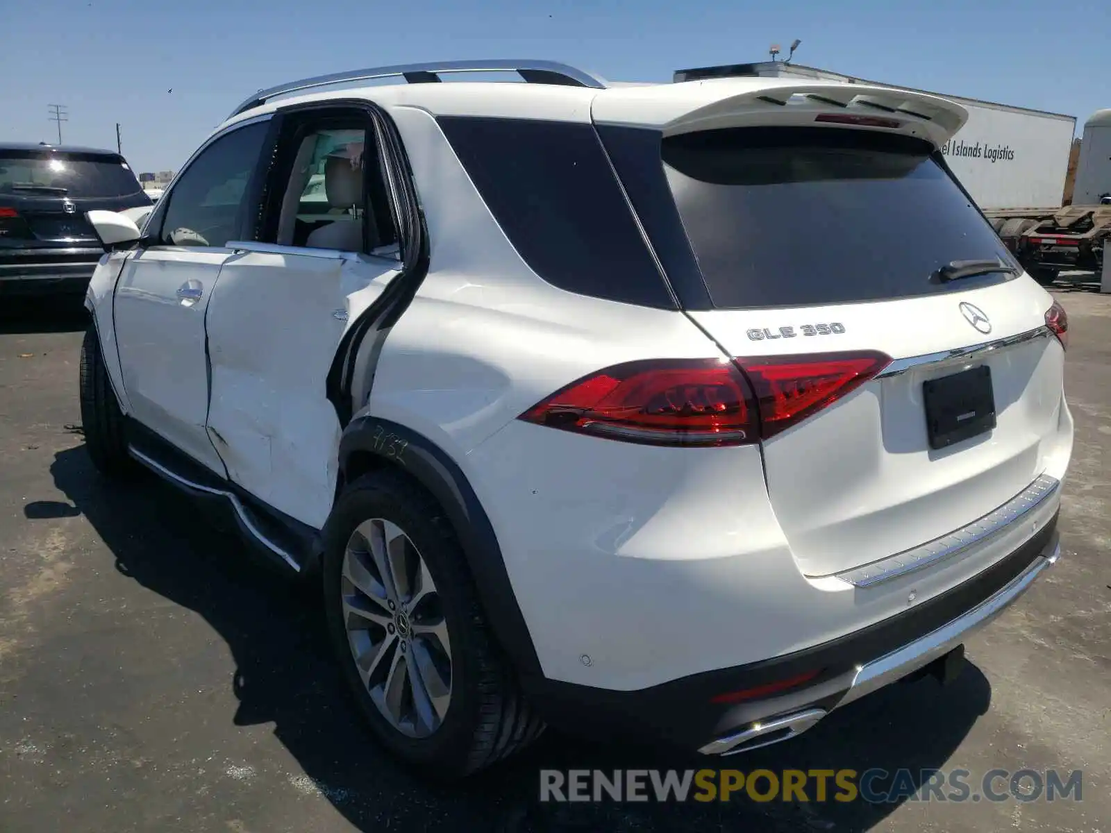 3 Photograph of a damaged car 4JGFB4JE9MA394633 MERCEDES-BENZ GLE-CLASS 2021