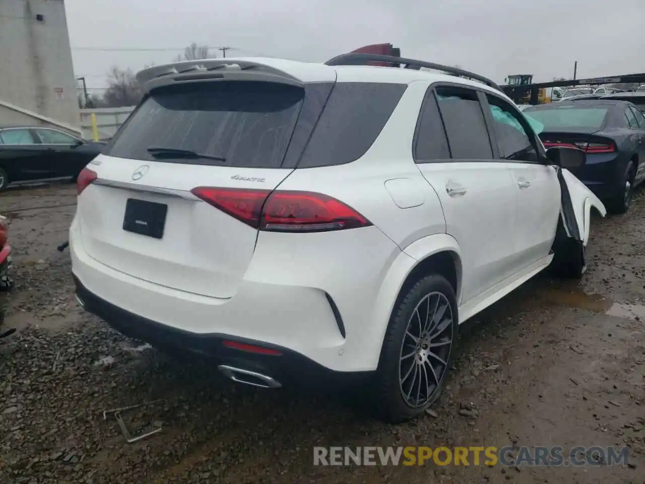 4 Photograph of a damaged car 4JGFB4KB0MA514212 MERCEDES-BENZ GLE-CLASS 2021