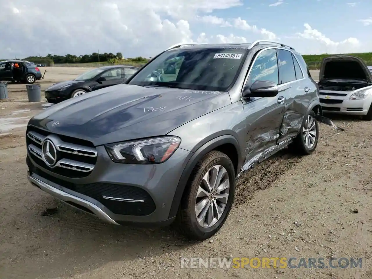 2 Photograph of a damaged car 4JGFB4KB0MA552569 MERCEDES-BENZ GLE-CLASS 2021