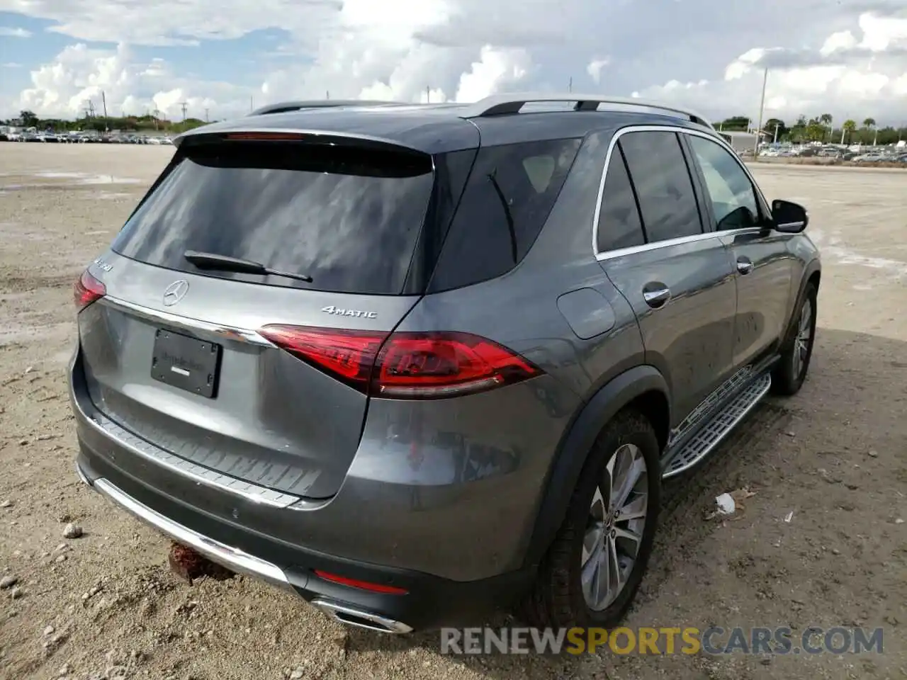 4 Photograph of a damaged car 4JGFB4KB0MA552569 MERCEDES-BENZ GLE-CLASS 2021