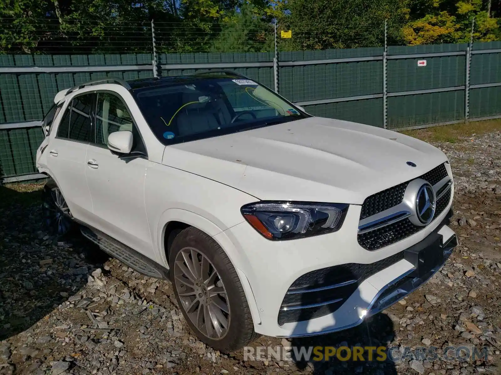 1 Photograph of a damaged car 4JGFB4KB1MA411736 MERCEDES-BENZ GLE-CLASS 2021