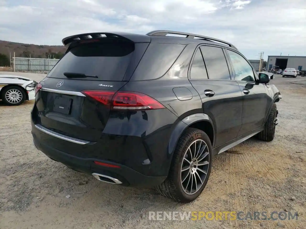 4 Photograph of a damaged car 4JGFB4KB1MA495752 MERCEDES-BENZ GLE-CLASS 2021