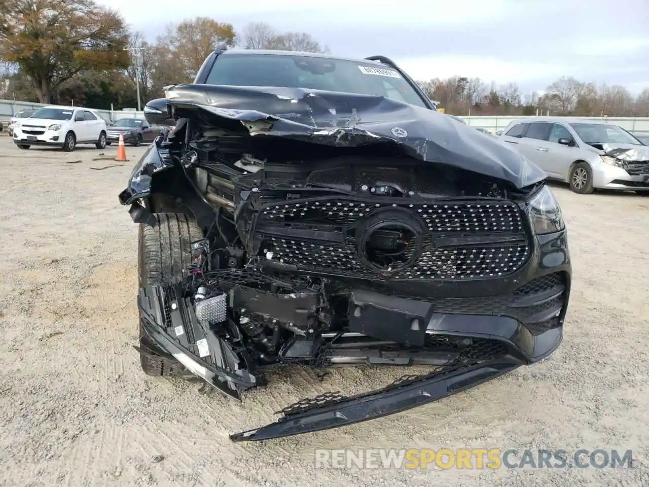 9 Photograph of a damaged car 4JGFB4KB1MA495752 MERCEDES-BENZ GLE-CLASS 2021