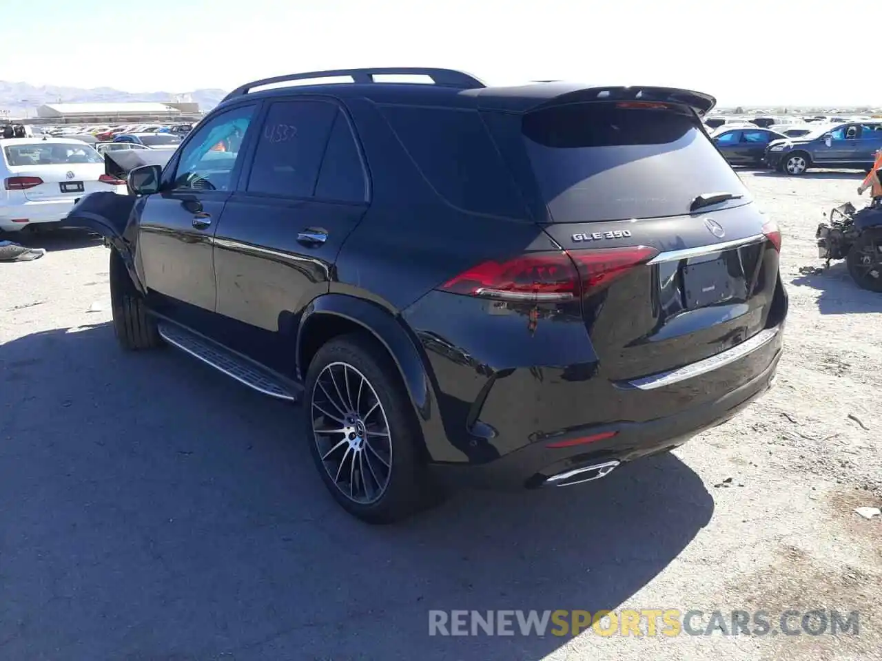 3 Photograph of a damaged car 4JGFB4KB3MA573593 MERCEDES-BENZ GLE-CLASS 2021