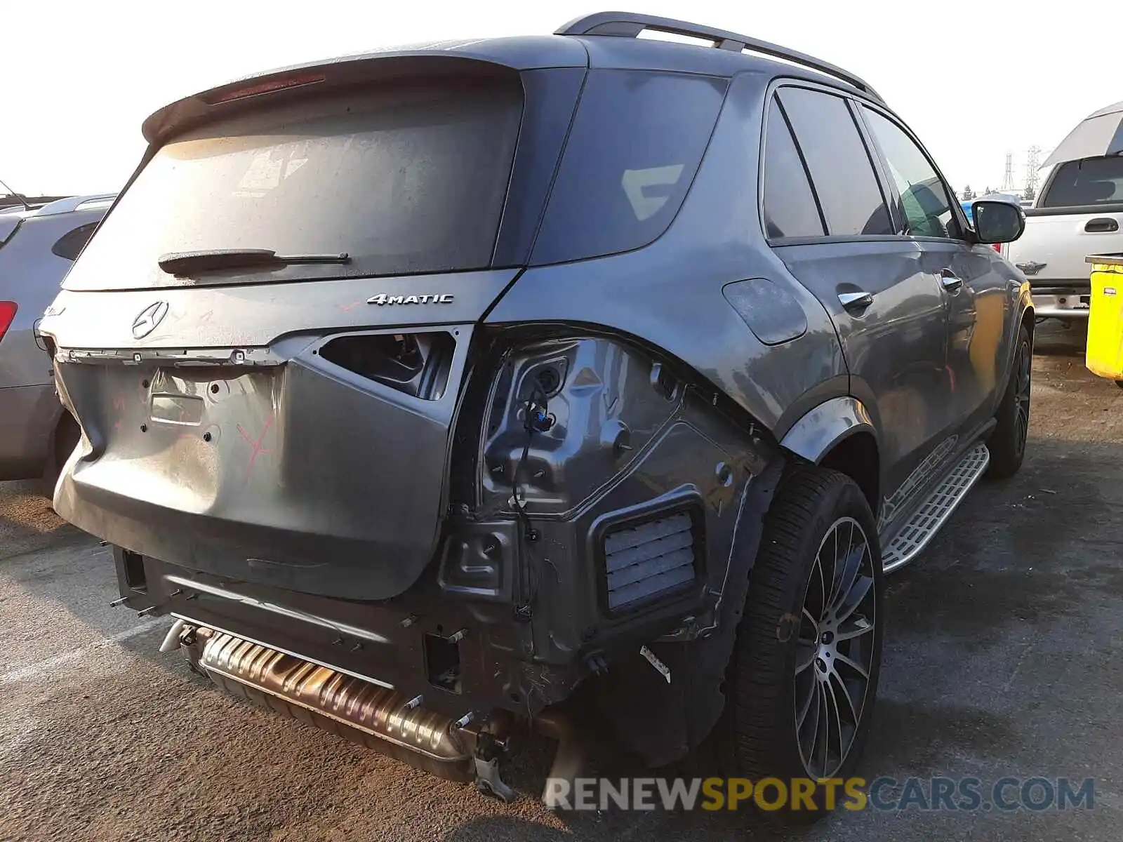 4 Photograph of a damaged car 4JGFB4KB4MA435304 MERCEDES-BENZ GLE-CLASS 2021