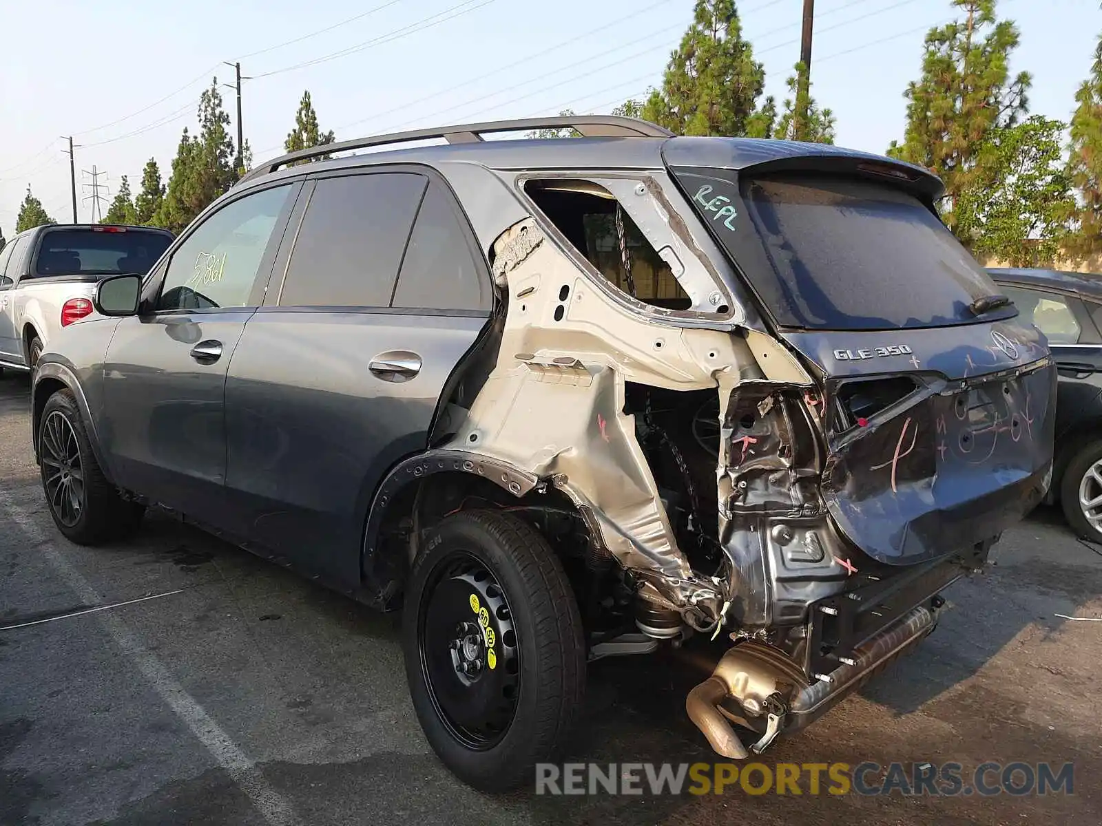 9 Photograph of a damaged car 4JGFB4KB4MA435304 MERCEDES-BENZ GLE-CLASS 2021