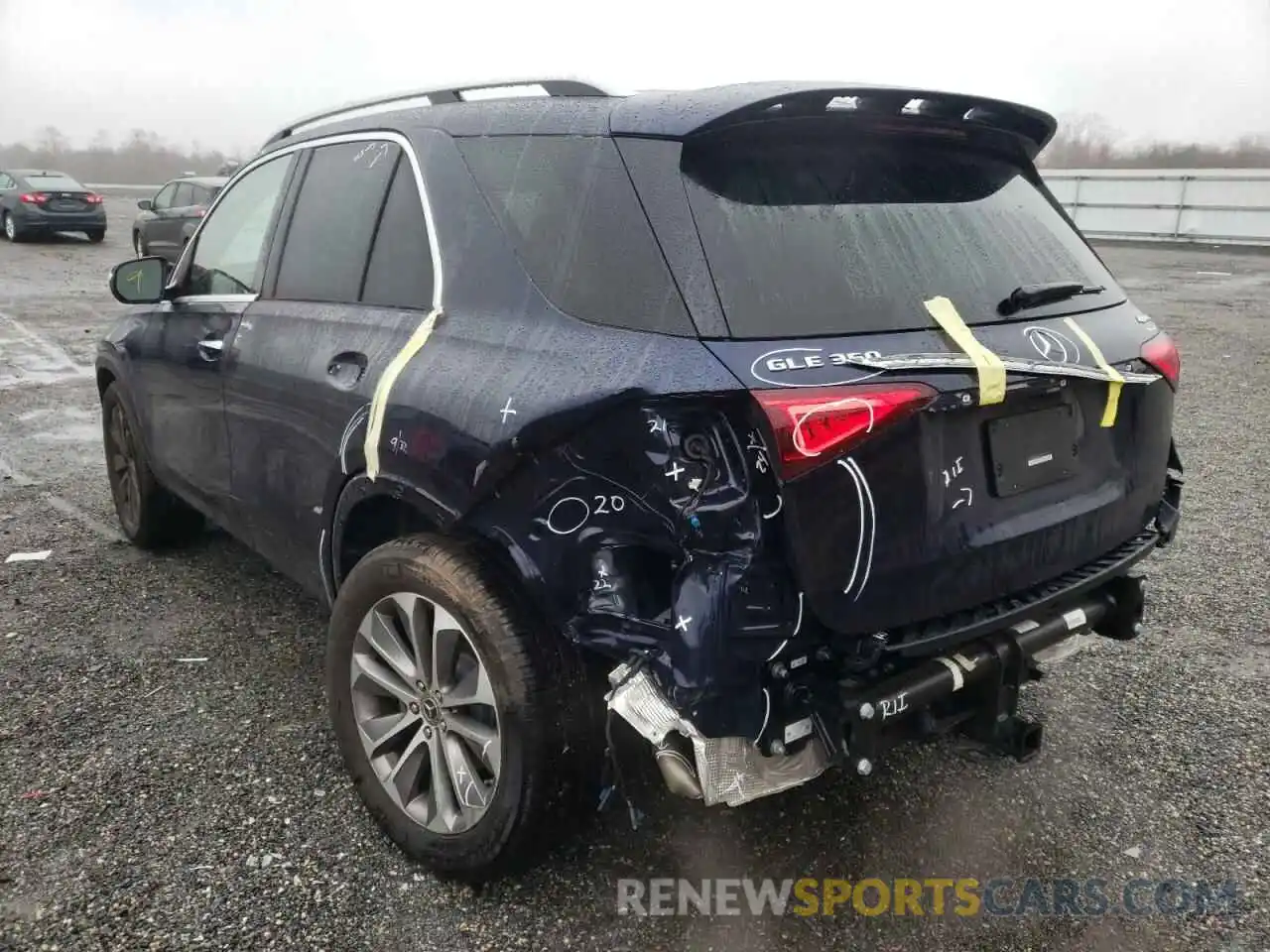 3 Photograph of a damaged car 4JGFB4KB7MA495917 MERCEDES-BENZ GLE-CLASS 2021