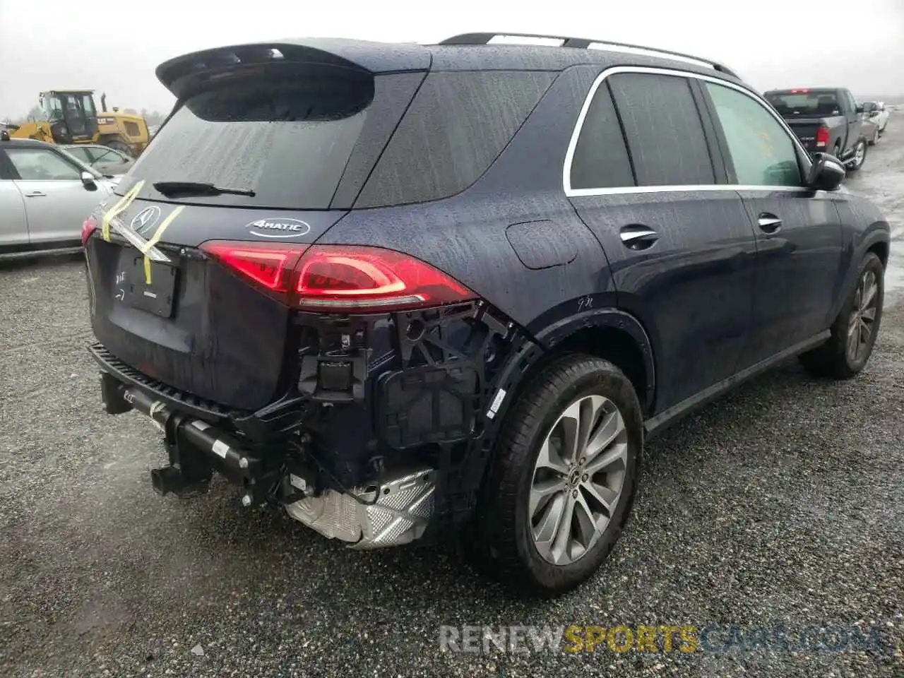 4 Photograph of a damaged car 4JGFB4KB7MA495917 MERCEDES-BENZ GLE-CLASS 2021