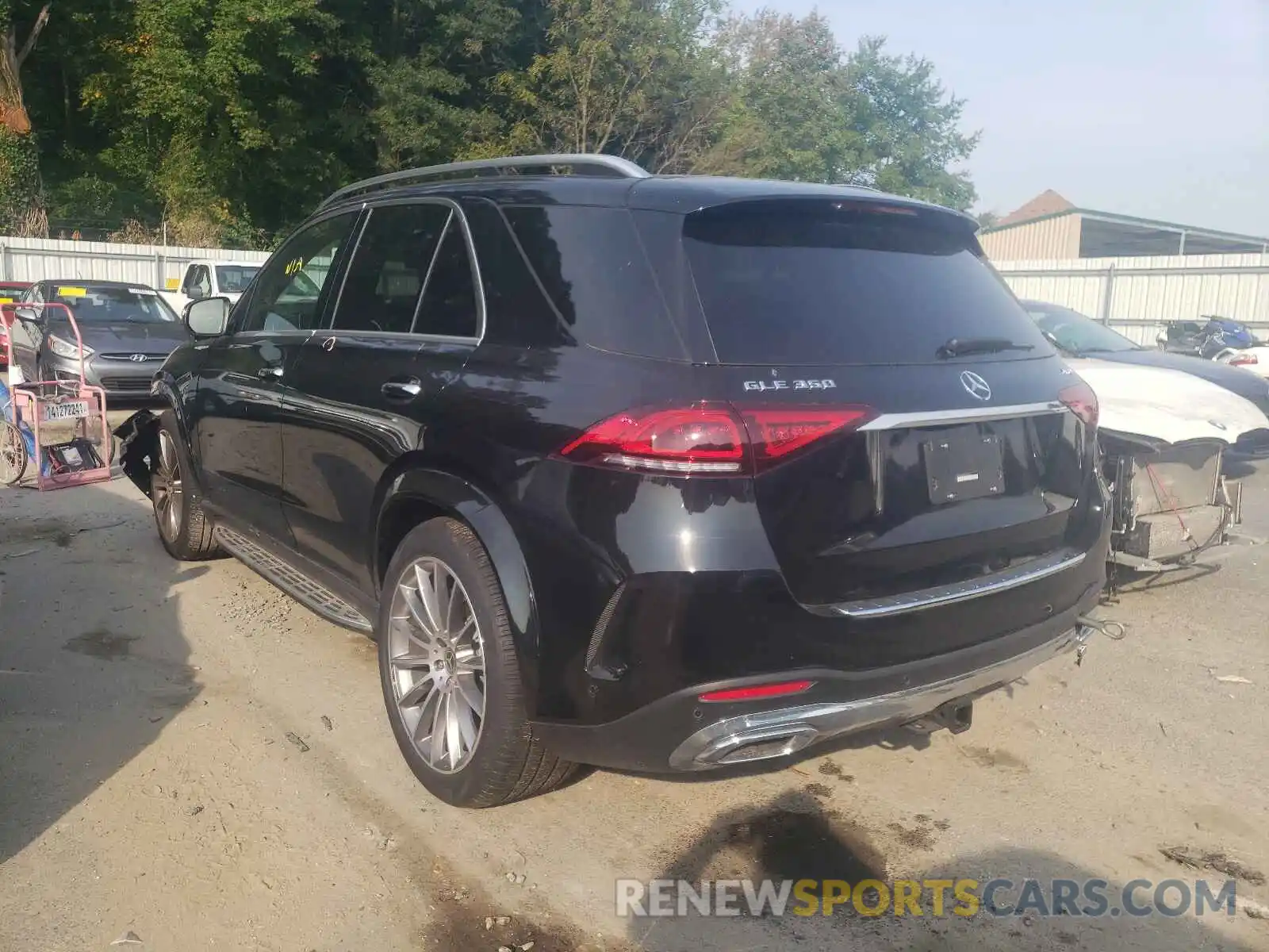 3 Photograph of a damaged car 4JGFB4KB8MA474588 MERCEDES-BENZ GLE-CLASS 2021