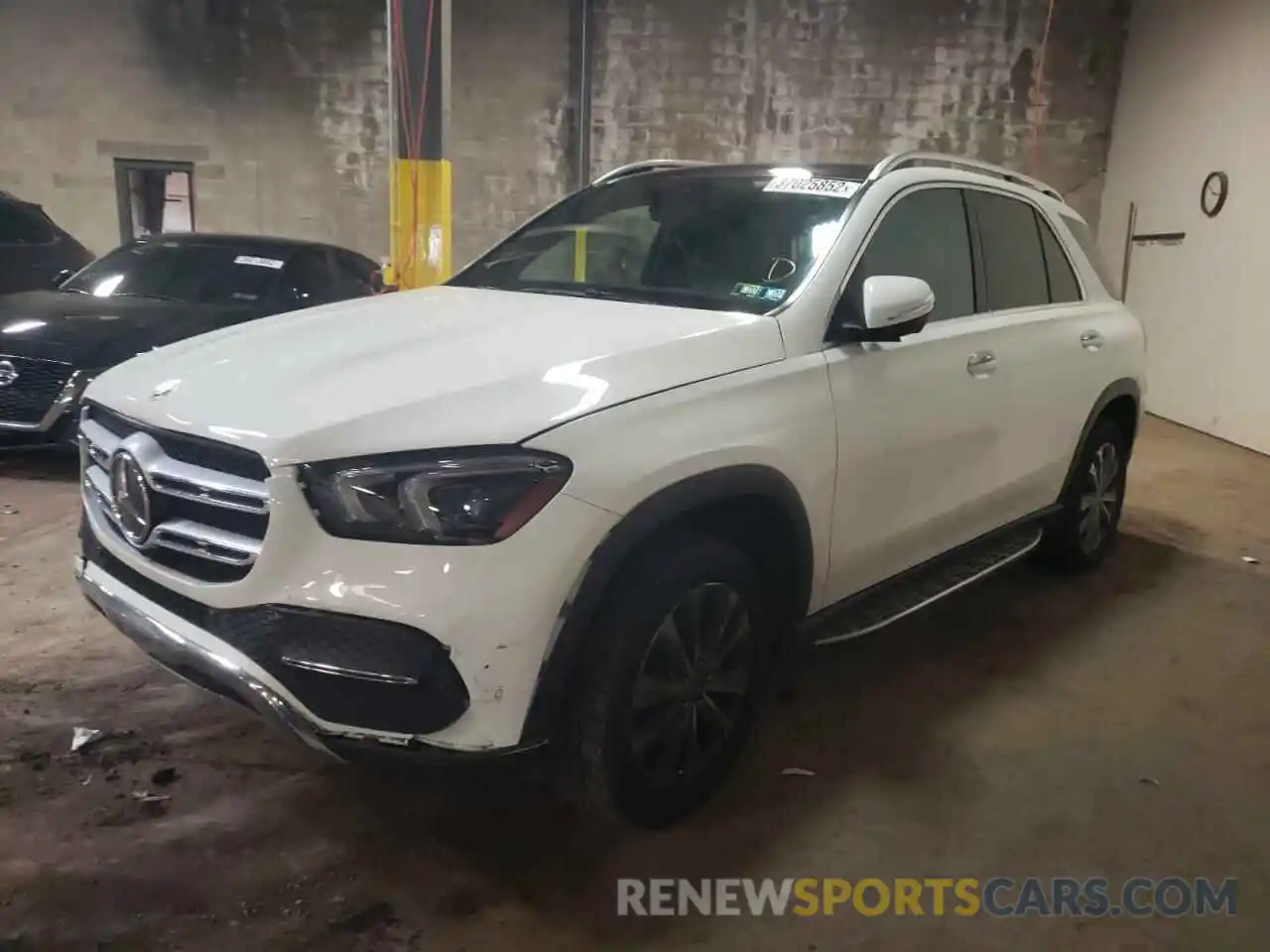 2 Photograph of a damaged car 4JGFB4KB8MA482688 MERCEDES-BENZ GLE-CLASS 2021