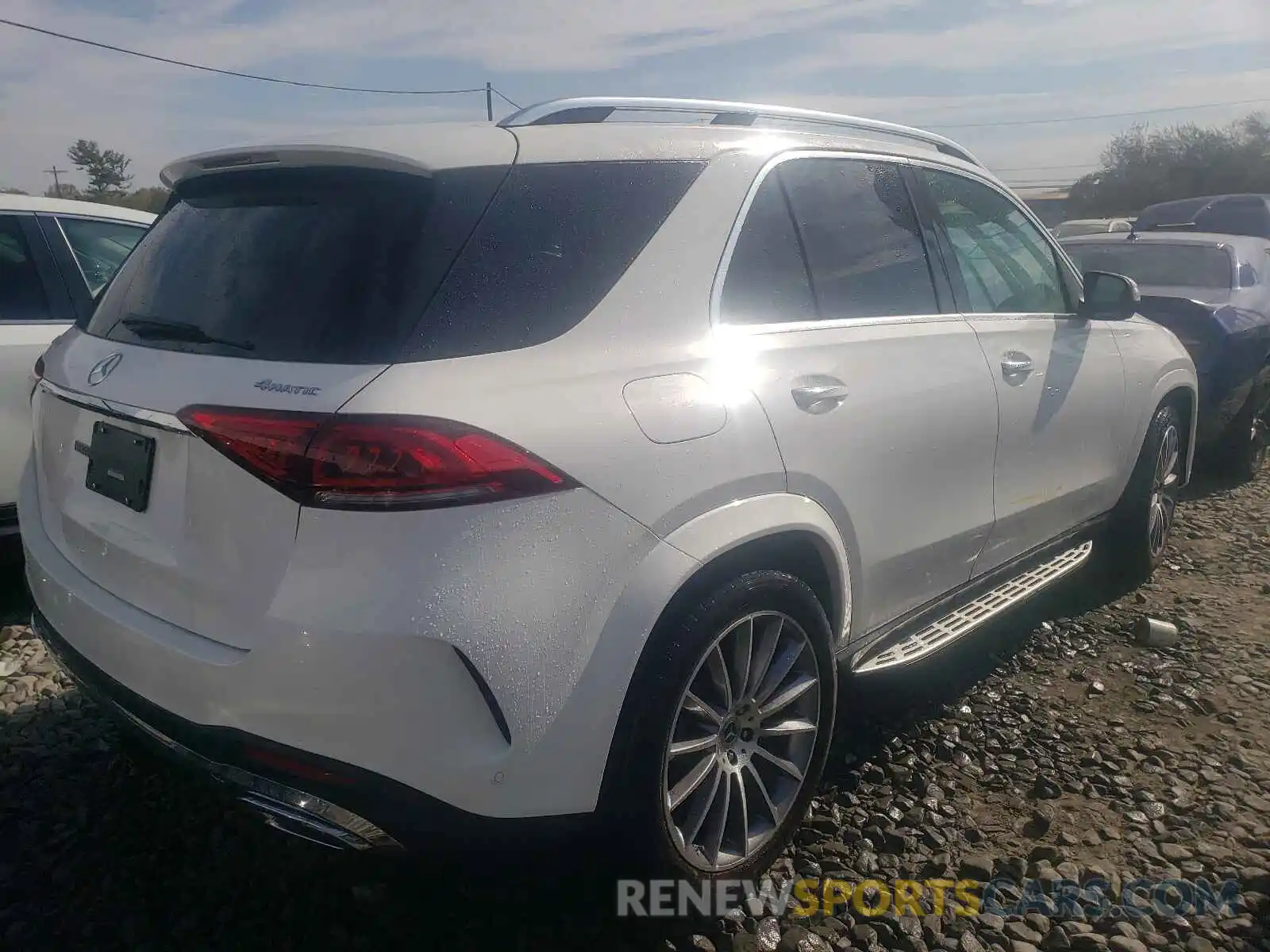 4 Photograph of a damaged car 4JGFB4KB8MA483730 MERCEDES-BENZ GLE-CLASS 2021