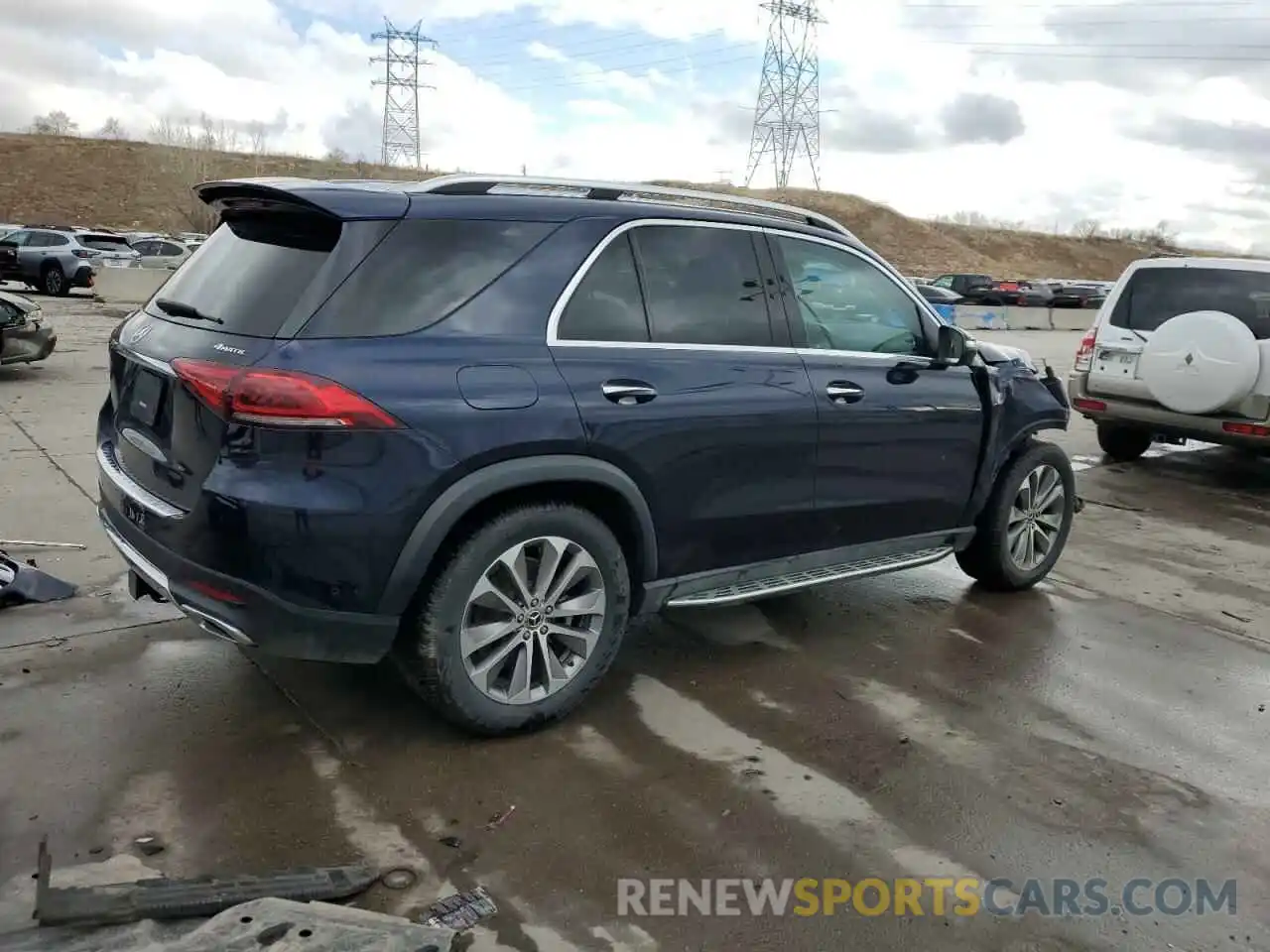 3 Photograph of a damaged car 4JGFB4KE4MA388818 MERCEDES-BENZ GLE-CLASS 2021