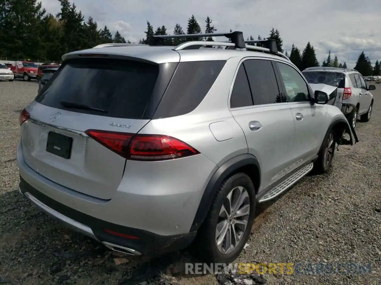 4 Photograph of a damaged car 4JGFB4KE4MA523151 MERCEDES-BENZ GLE-CLASS 2021