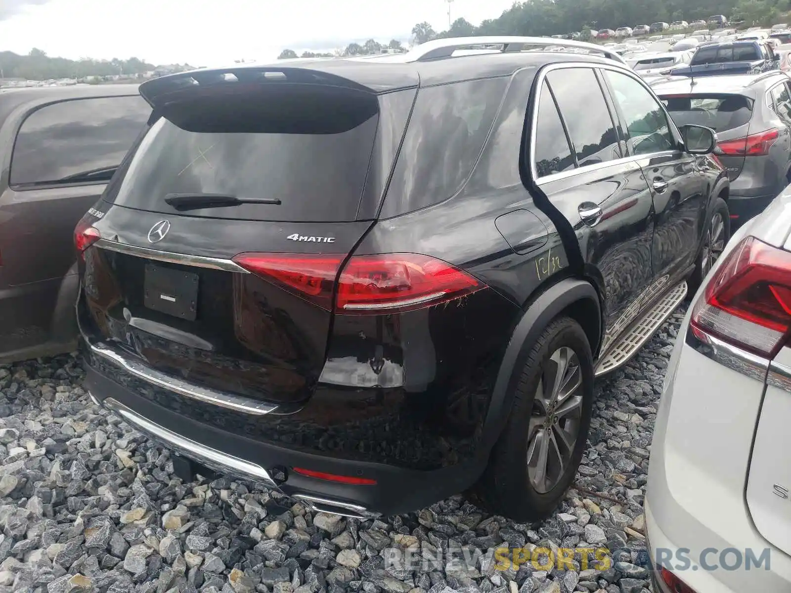 4 Photograph of a damaged car 4JGFB4KE4MA523232 MERCEDES-BENZ GLE-CLASS 2021