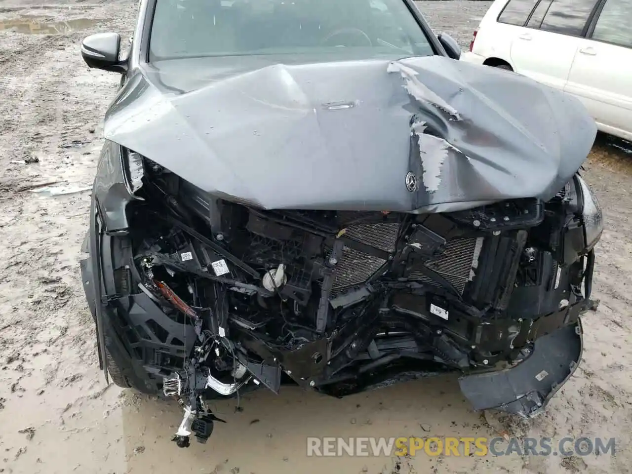 9 Photograph of a damaged car 4JGFB5KB1MA304529 MERCEDES-BENZ GLE-CLASS 2021