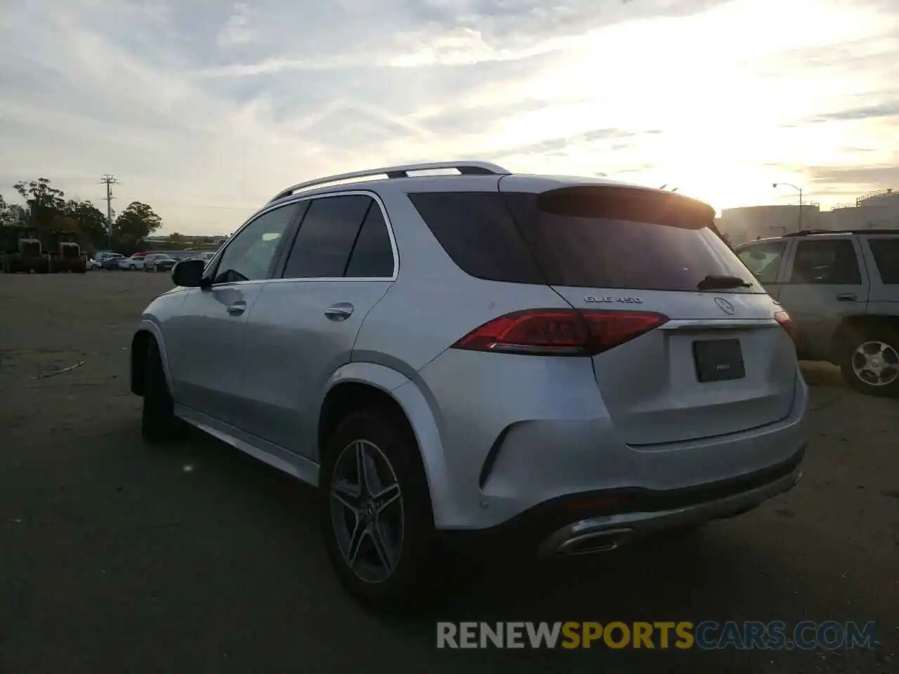 3 Photograph of a damaged car 4JGFB5KB5MA416475 MERCEDES-BENZ GLE-CLASS 2021