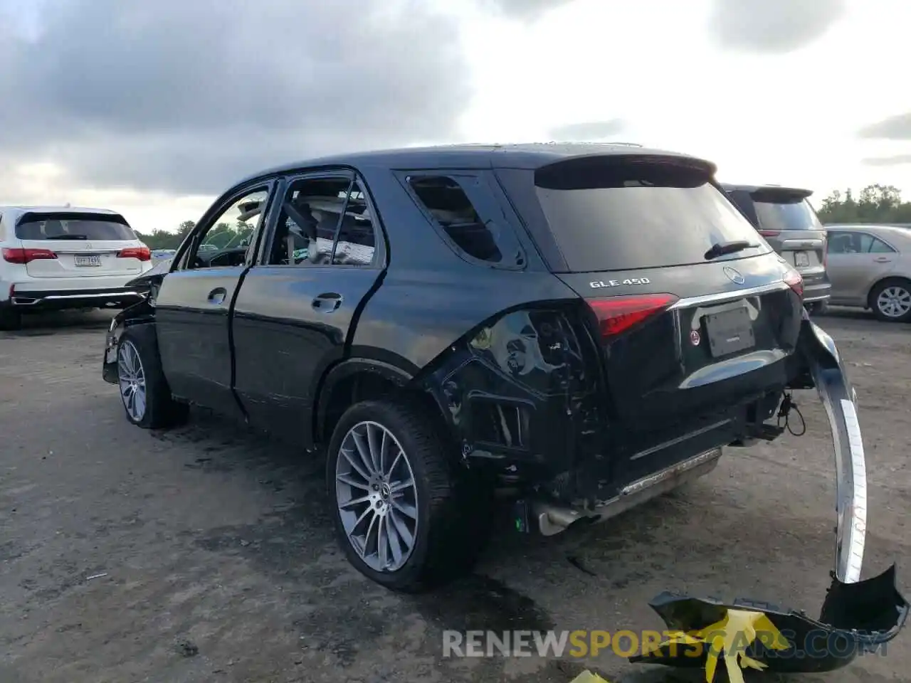 3 Photograph of a damaged car 4JGFB5KB5MA527723 MERCEDES-BENZ GLE-CLASS 2021