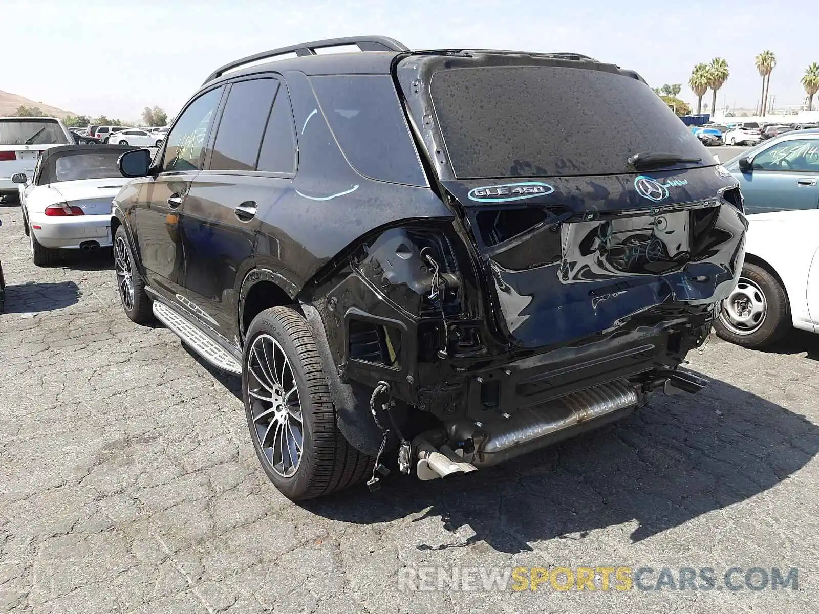 3 Photograph of a damaged car 4JGFB5KE0MA486640 MERCEDES-BENZ GLE-CLASS 2021