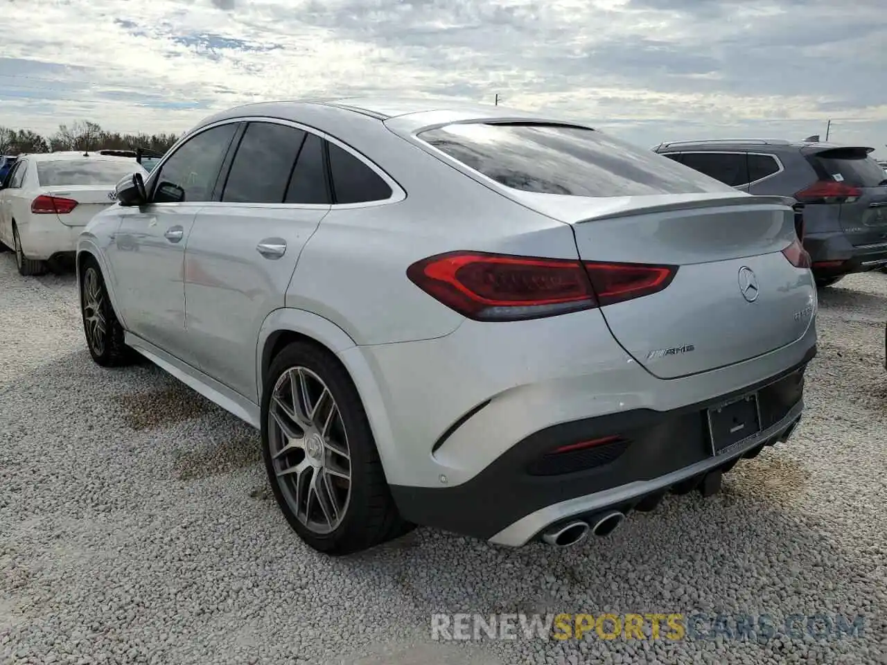 3 Photograph of a damaged car 4JGFD6BB1MA293824 MERCEDES-BENZ GLE-CLASS 2021