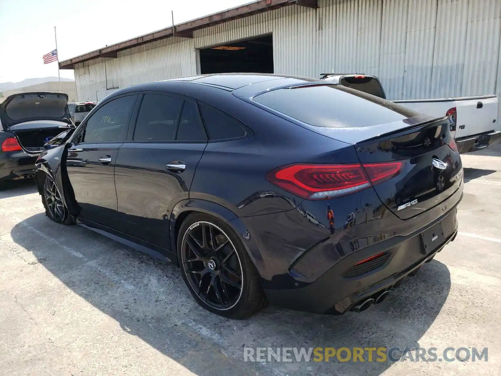 3 Photograph of a damaged car 4JGFD6BB1MA473613 MERCEDES-BENZ GLE-CLASS 2021