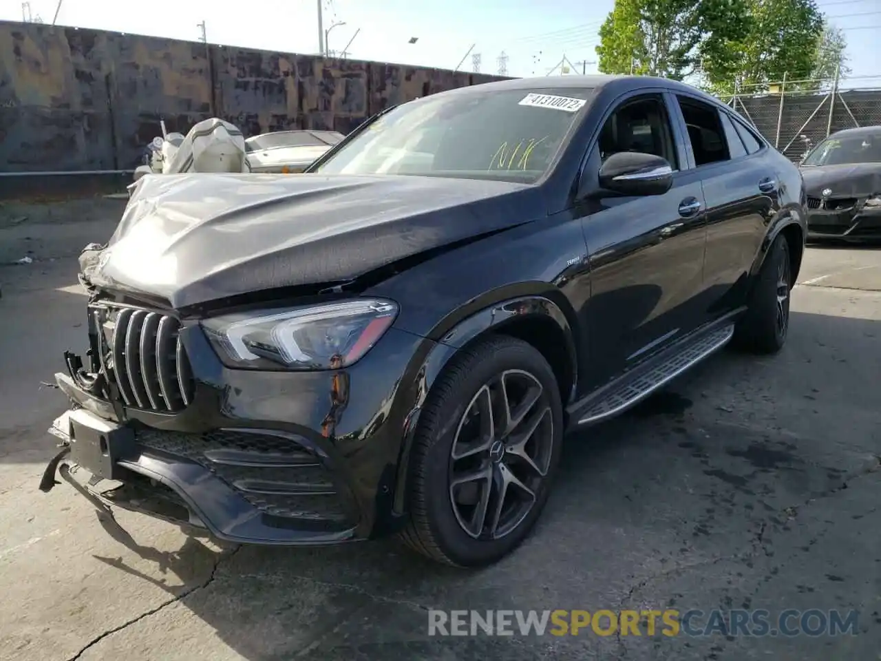 2 Photograph of a damaged car 4JGFD6BB2MA201801 MERCEDES-BENZ GLE-CLASS 2021