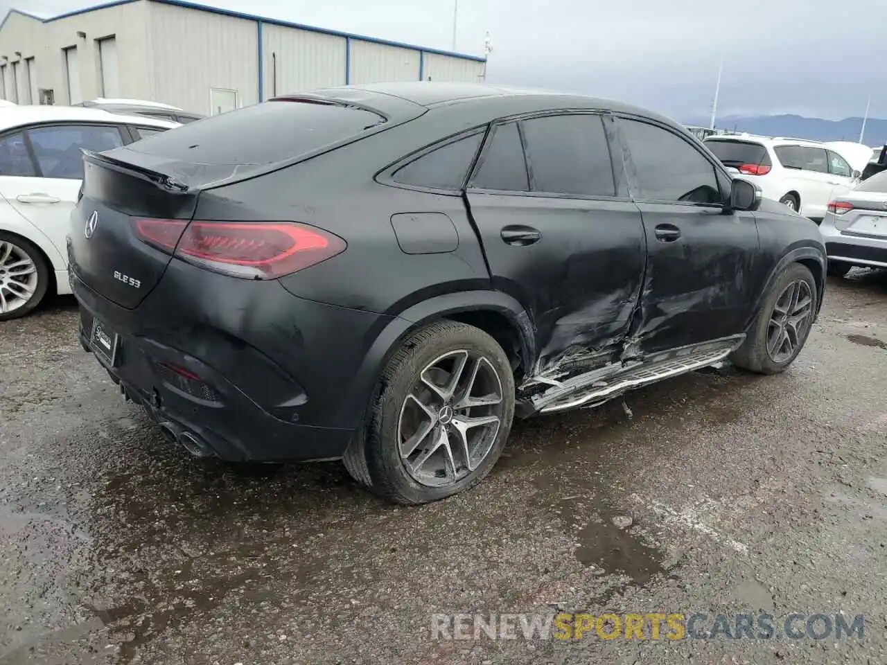 3 Photograph of a damaged car 4JGFD6BB3MA220518 MERCEDES-BENZ GLE-CLASS 2021