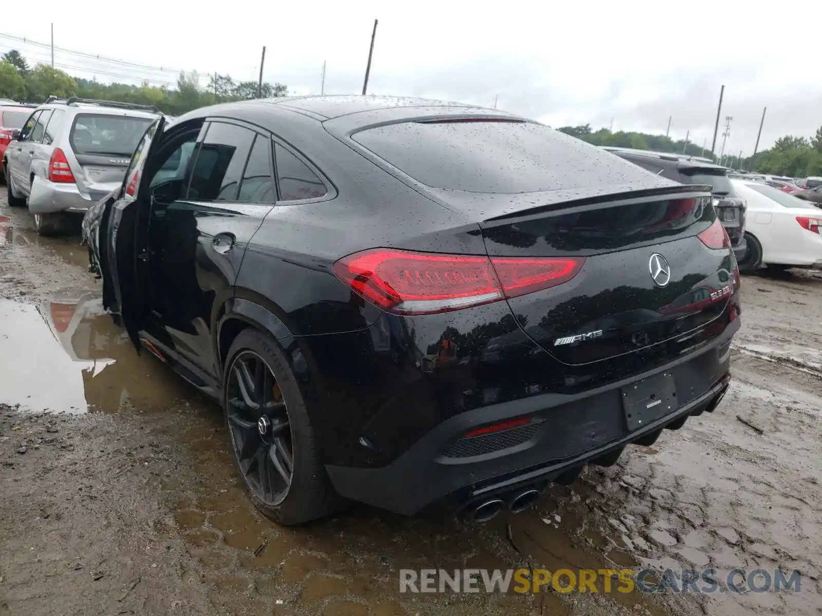 3 Photograph of a damaged car 4JGFD6BB5MA403676 MERCEDES-BENZ GLE-CLASS 2021