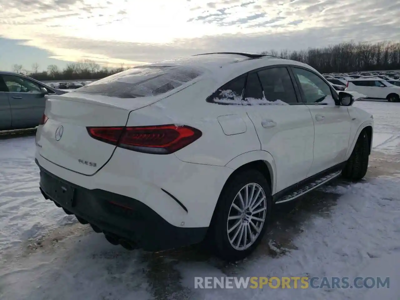 4 Photograph of a damaged car 4JGFD6BB6MA390470 MERCEDES-BENZ GLE-CLASS 2021