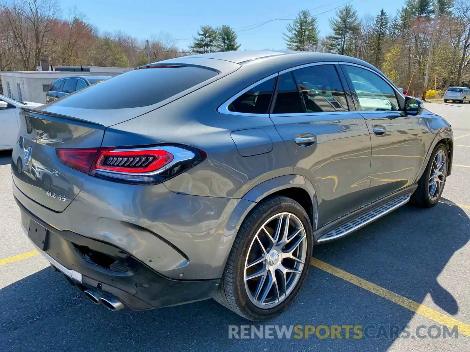 4 Photograph of a damaged car 4JGFD6BB8MA265504 MERCEDES-BENZ GLE-CLASS 2021