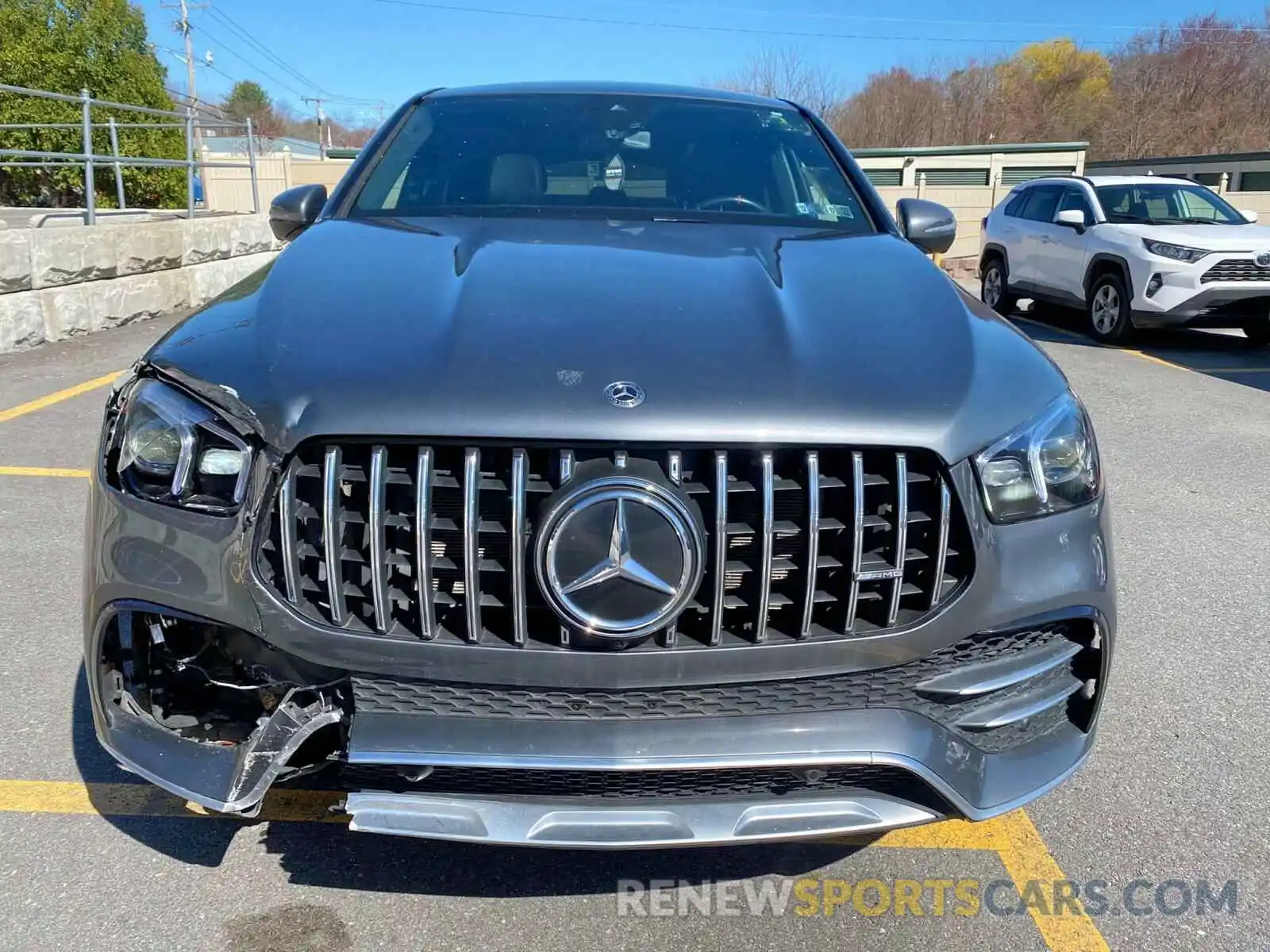 8 Photograph of a damaged car 4JGFD6BB8MA265504 MERCEDES-BENZ GLE-CLASS 2021