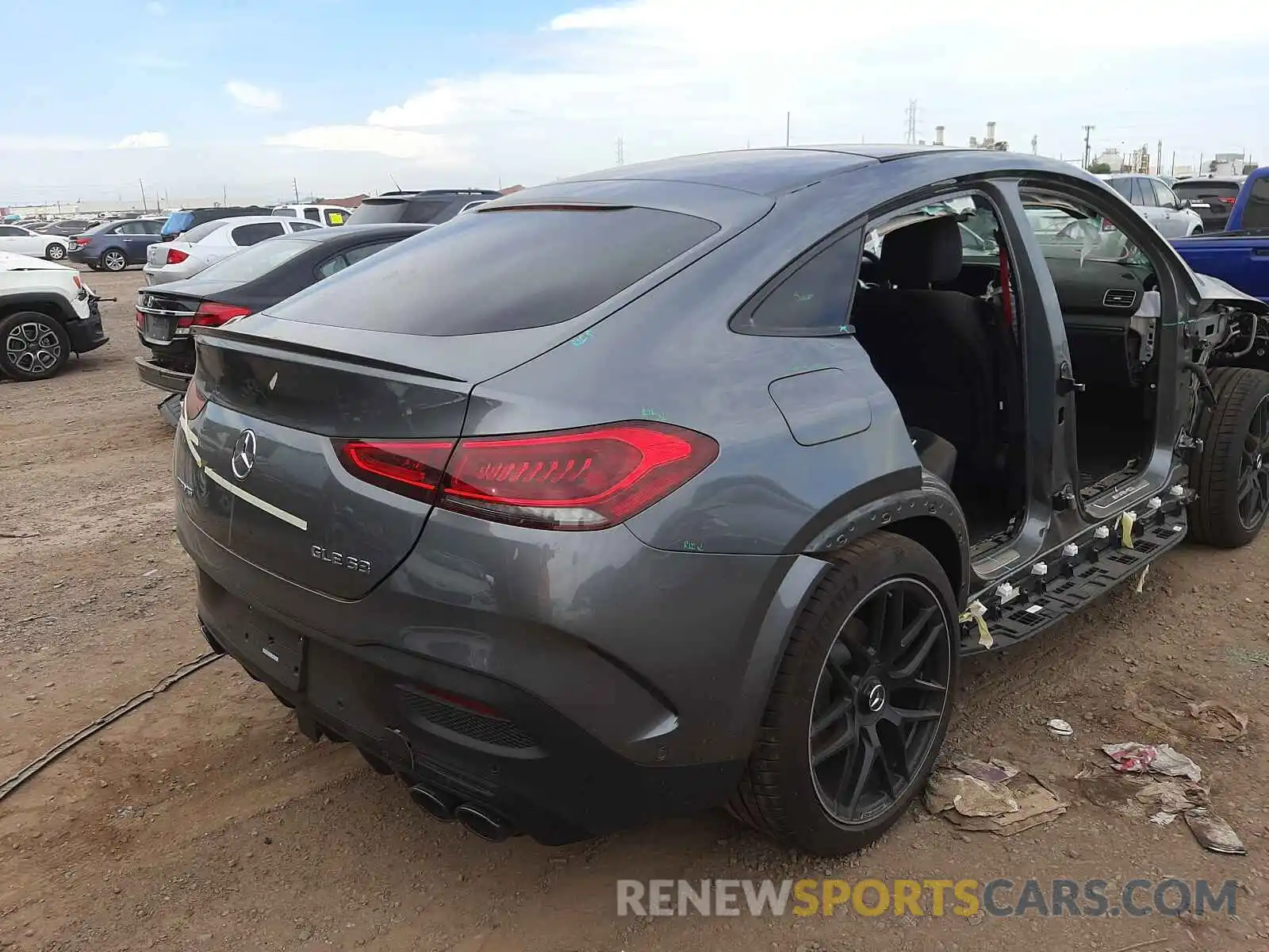 4 Photograph of a damaged car 4JGFD6BB8MA396111 MERCEDES-BENZ GLE-CLASS 2021