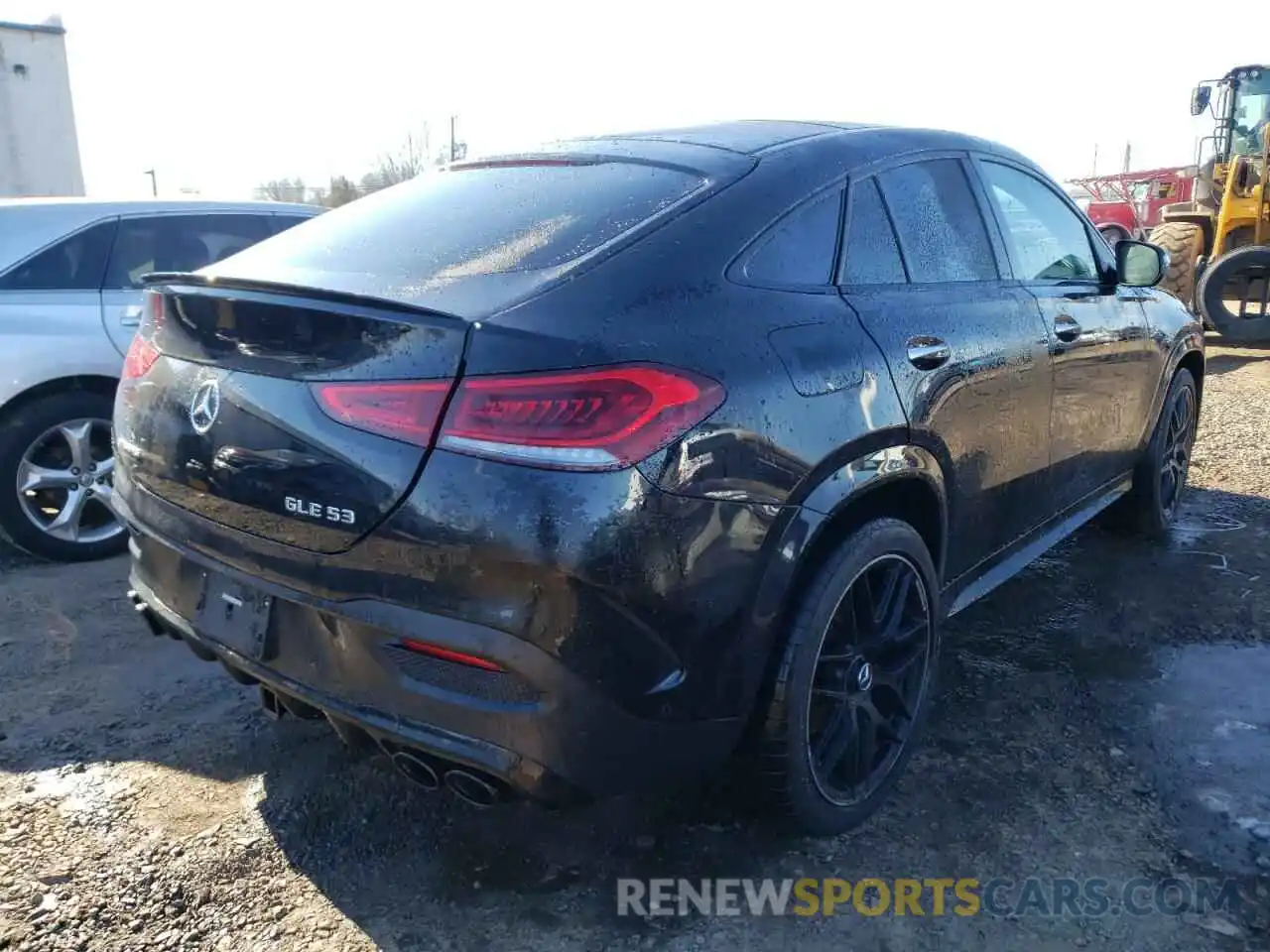 4 Photograph of a damaged car 4JGFD6BB9MA267892 MERCEDES-BENZ GLE-CLASS 2021