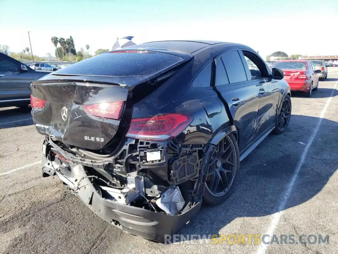 4 Photograph of a damaged car 4JGFD6BB9MA399616 MERCEDES-BENZ GLE-CLASS 2021