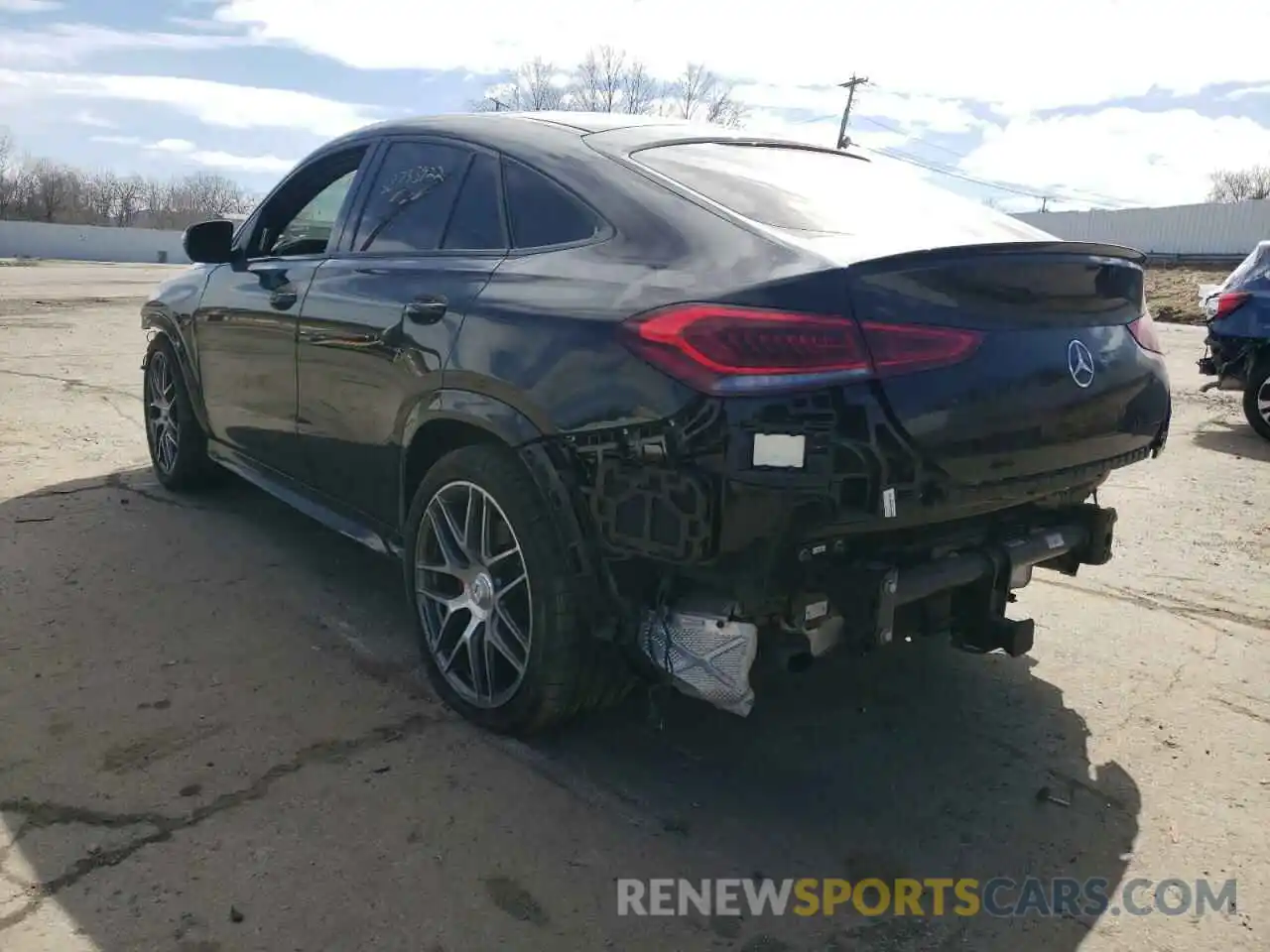 3 Photograph of a damaged car 4JGFD8KB4MA379785 MERCEDES-BENZ GLE-CLASS 2021