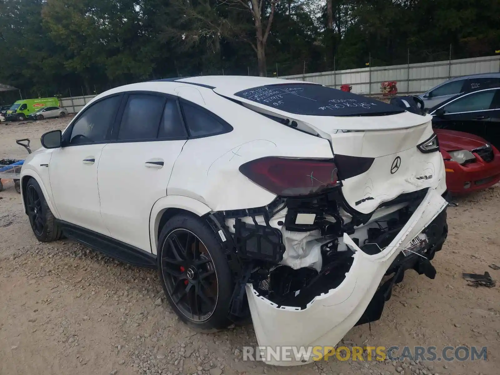 3 Photograph of a damaged car 4JGFD8KB8MA403568 MERCEDES-BENZ GLE-CLASS 2021