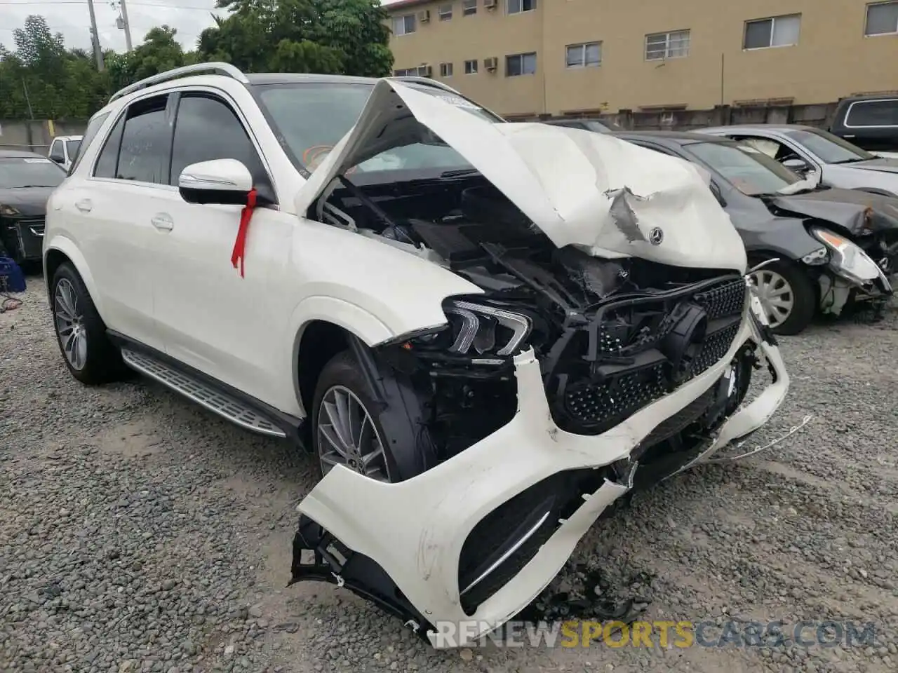 1 Photograph of a damaged car 4JGFB4JB0NA580908 MERCEDES-BENZ GLE-CLASS 2022