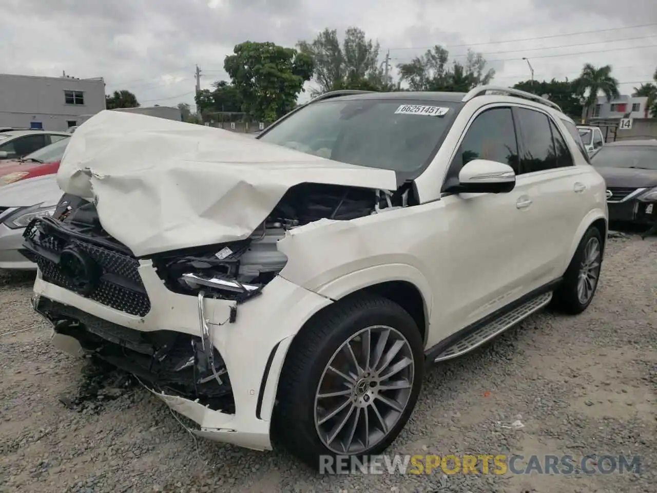 2 Photograph of a damaged car 4JGFB4JB0NA580908 MERCEDES-BENZ GLE-CLASS 2022