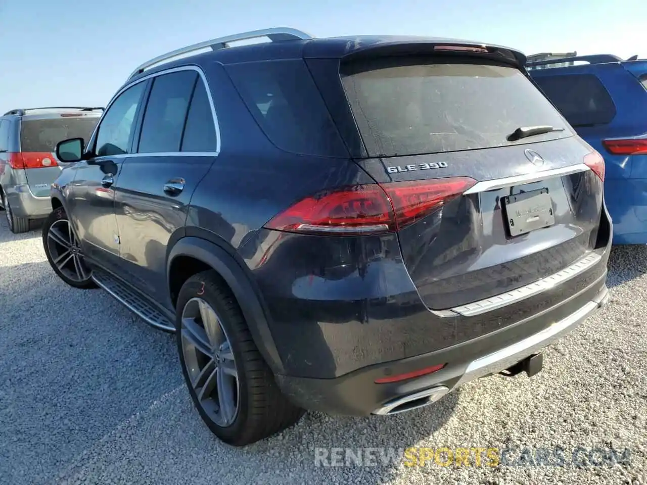 3 Photograph of a damaged car 4JGFB4JB3NA730946 MERCEDES-BENZ GLE-CLASS 2022